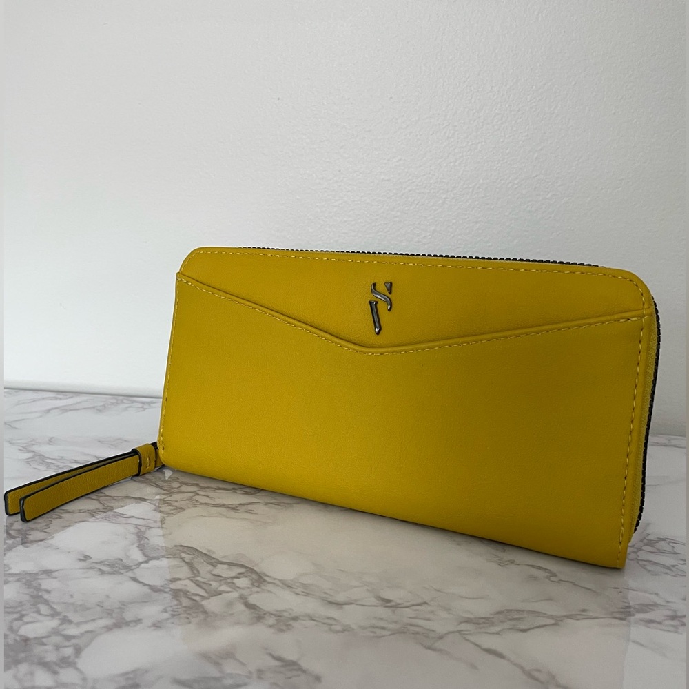 Simply Vera Vera Wang Lime Yellow Signature RFID Blocking Wallet